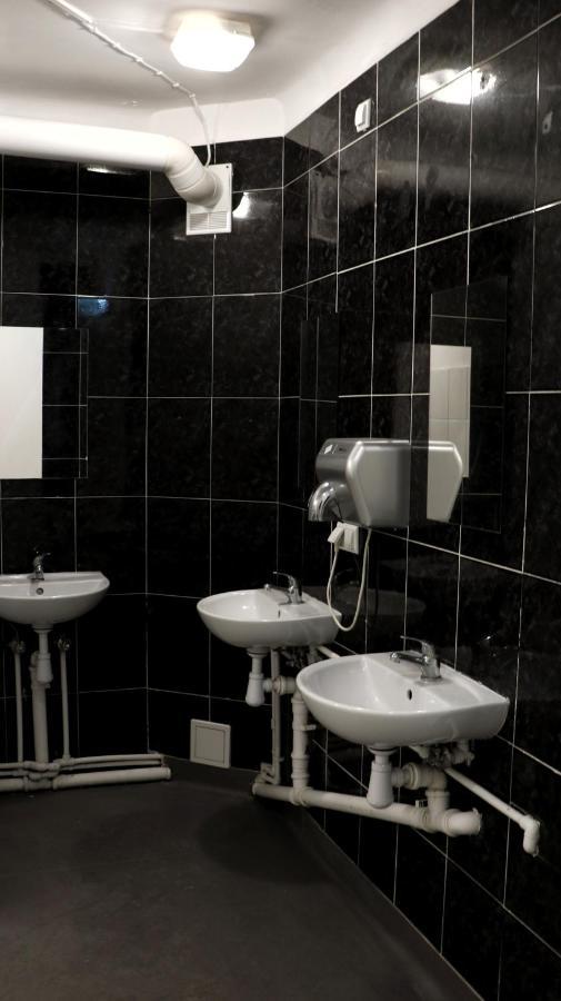 Sanera Hostel Varsó Kültér fotó