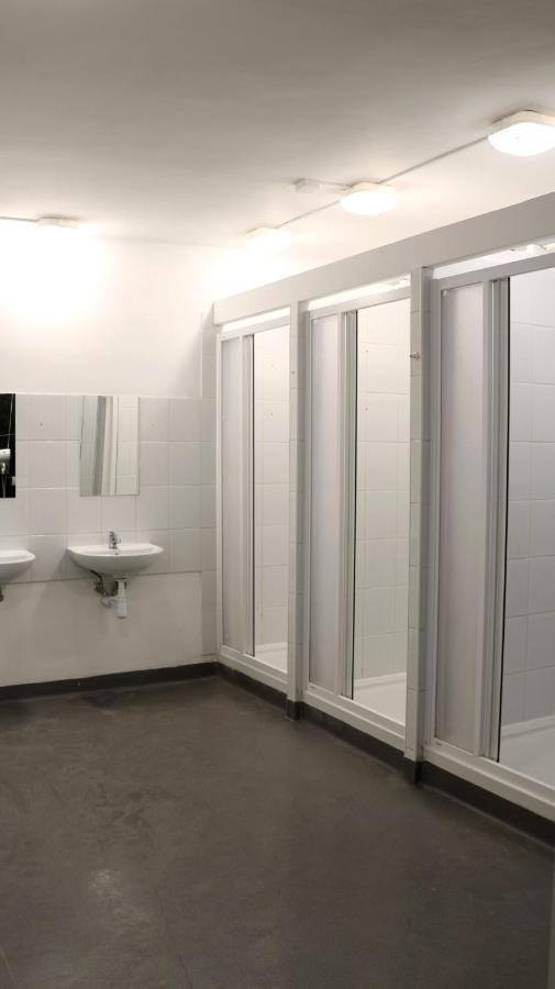 Sanera Hostel Varsó Kültér fotó