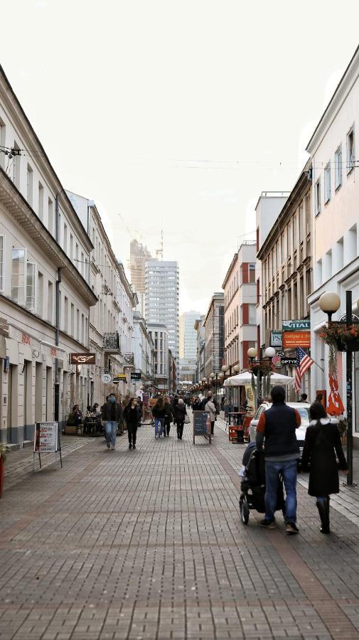 Sanera Hostel Varsó Kültér fotó